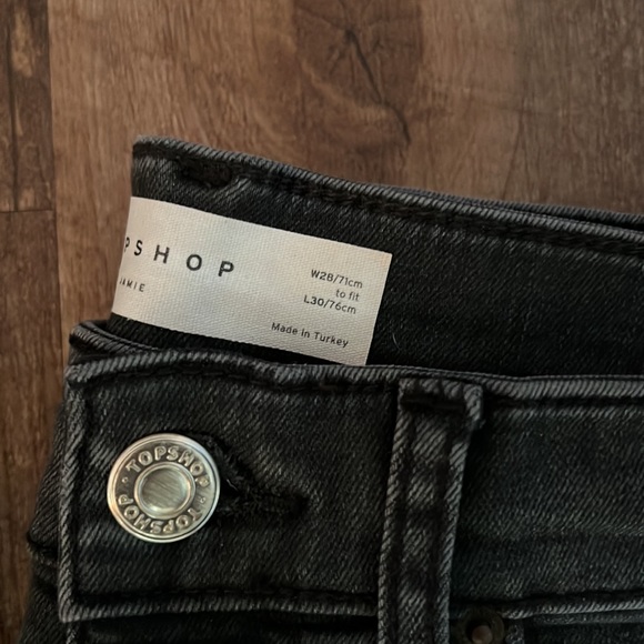 Topshop Jamie Skinny Jeans, size 28, faded black - Picture 2 of 3